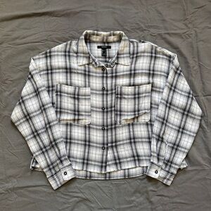 Forever 21 Oversized Cropped Black/White Flannel